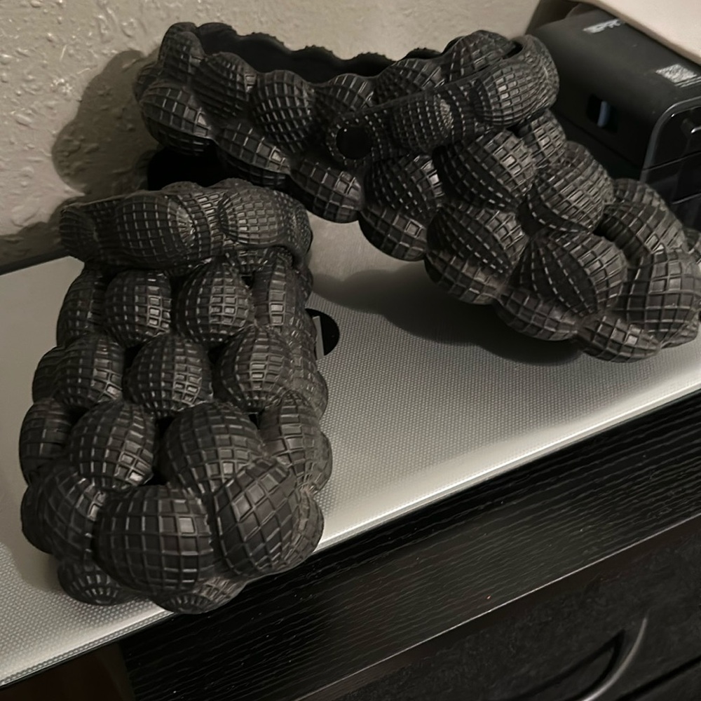 Bubble shoes